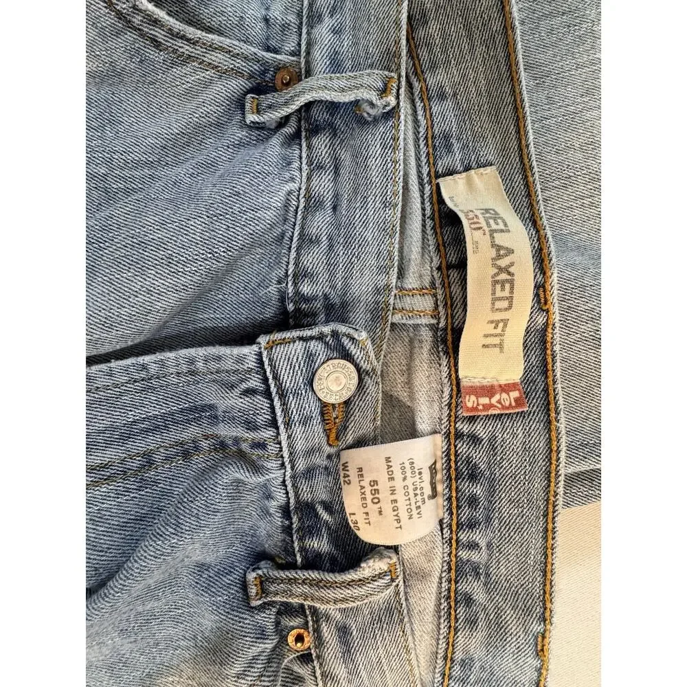 Levi's 550 Denim Jeans Relaxed Fit 42x30 Broken In No Patch Busted Hem Work LY23